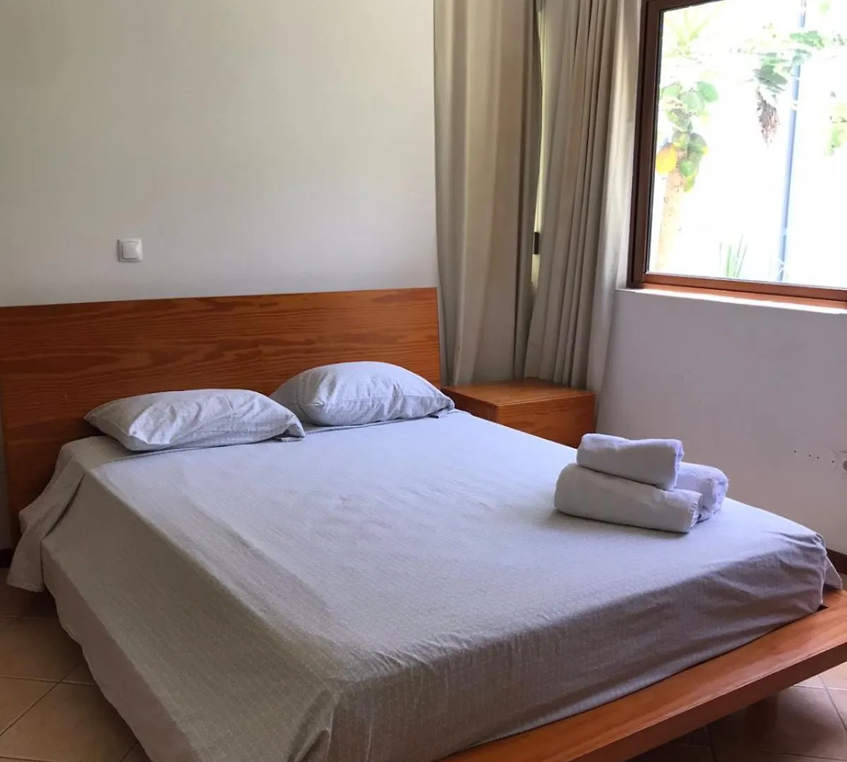 Hotel Residencial Lela D'Fermina Pombas